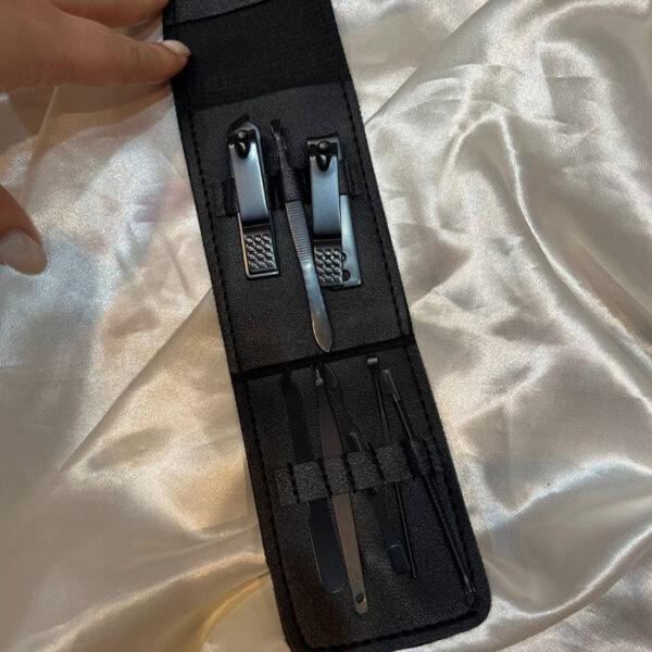 Manicure pack 8 pieces, black leather case پک مانیکور 8 تکه کیف چرمی رنگ مشکی - Image 1