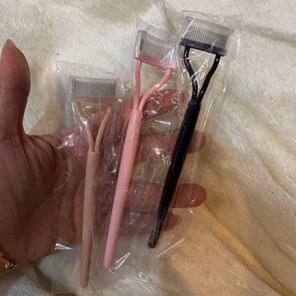 اپلیکاتور مژه و تمیز کردن اضافه ریمل - Image 3