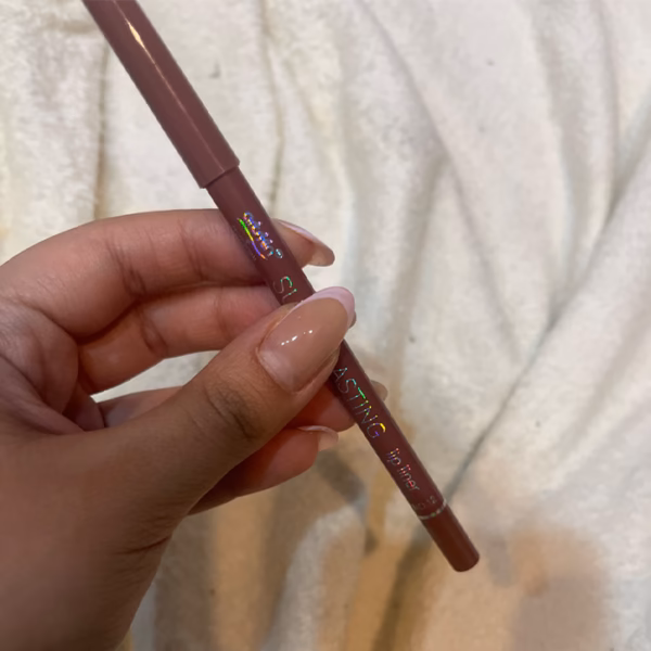 Artskin Super Lasting Lip Liner 12 مداد لب آرت اسکین (12) - Image 1